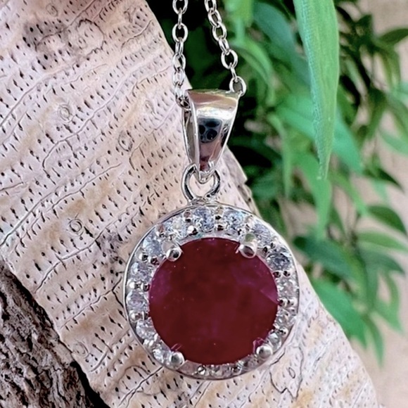 Niassa Ruby White Zircon Sterling Silver Halo Pendant Necklace - Picture 9 of 14